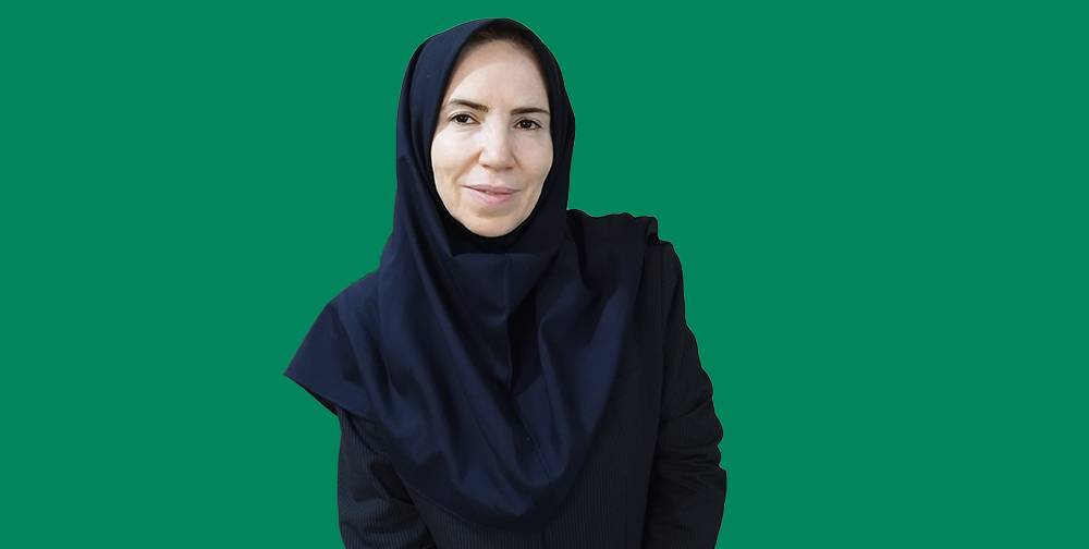 کبری حیدری معاونت عصر دبیرستان سلام رسالت