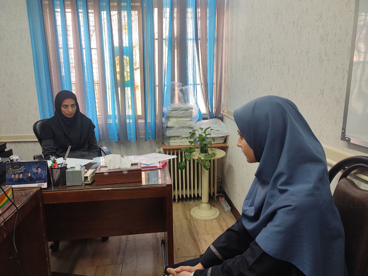 جلسات مشاوره فردی با مسئول پایه یازدهم سرکار خانم الهه اله دادیان